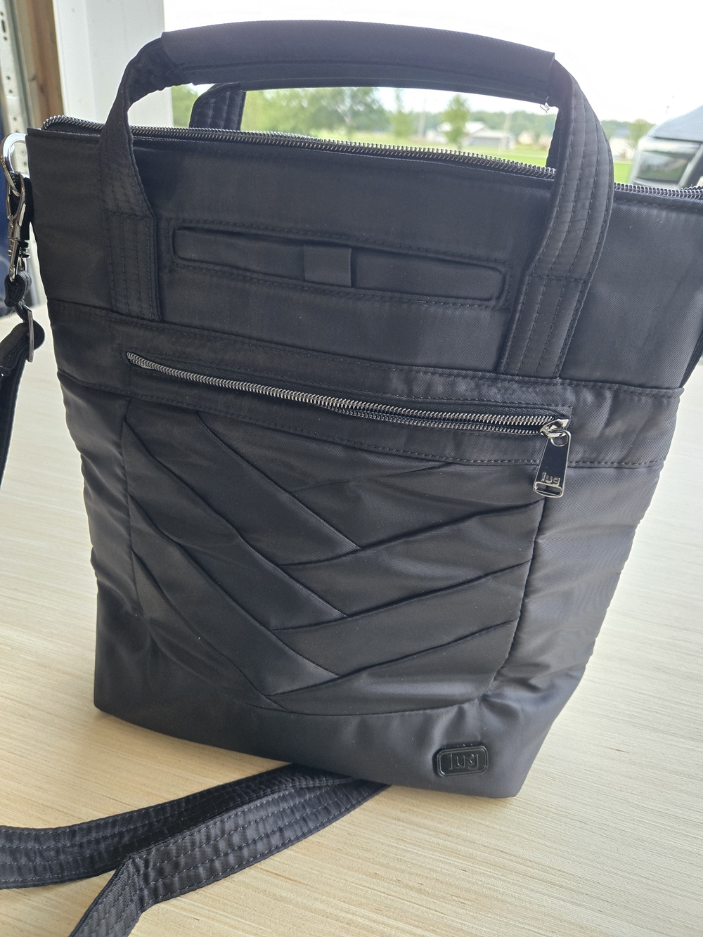 Black Lug Courier Tote